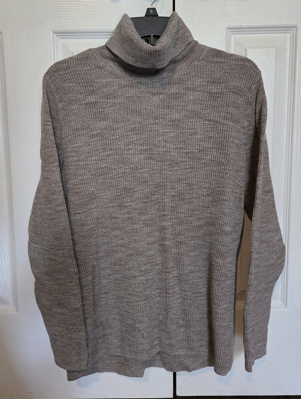 Women's Brown Croft & Barrow Turtleneck Top Size M